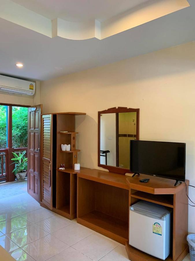 Rattana Guesthouse & Bungalow Чавенг Бийч Екстериор снимка