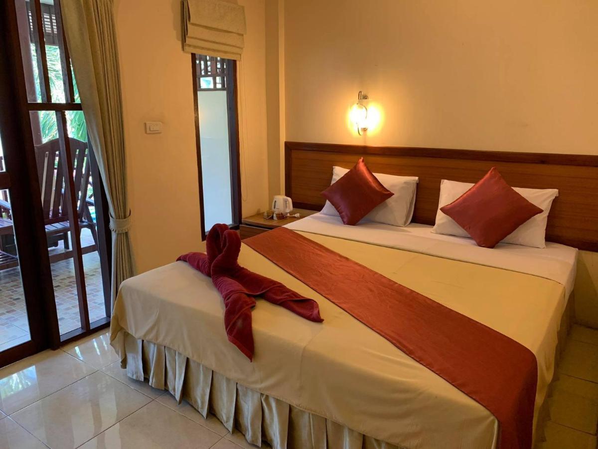 Rattana Guesthouse & Bungalow Чавенг Бийч Екстериор снимка
