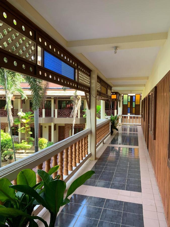 Rattana Guesthouse & Bungalow Чавенг Бийч Екстериор снимка