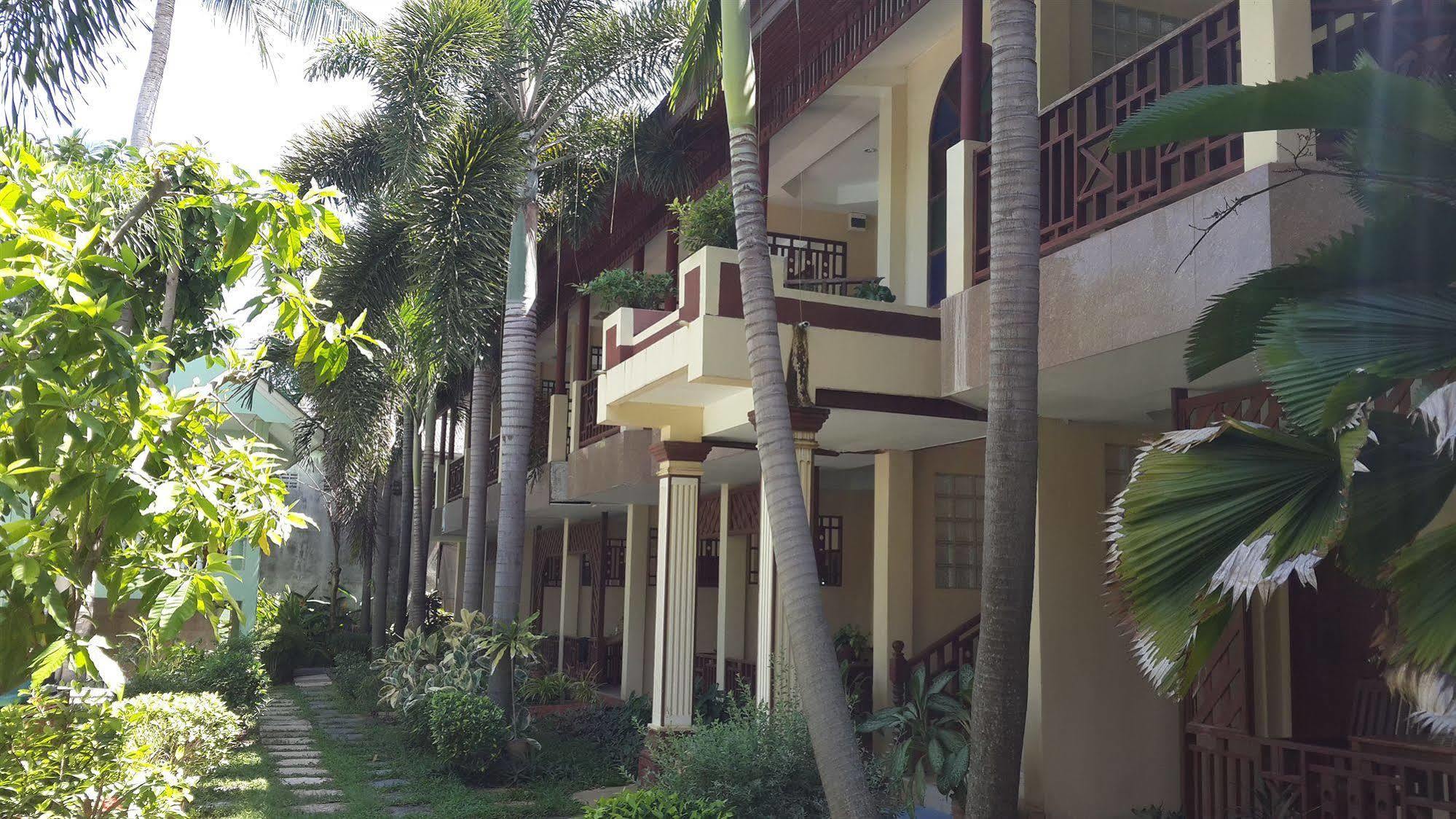 Rattana Guesthouse & Bungalow Чавенг Бийч Екстериор снимка