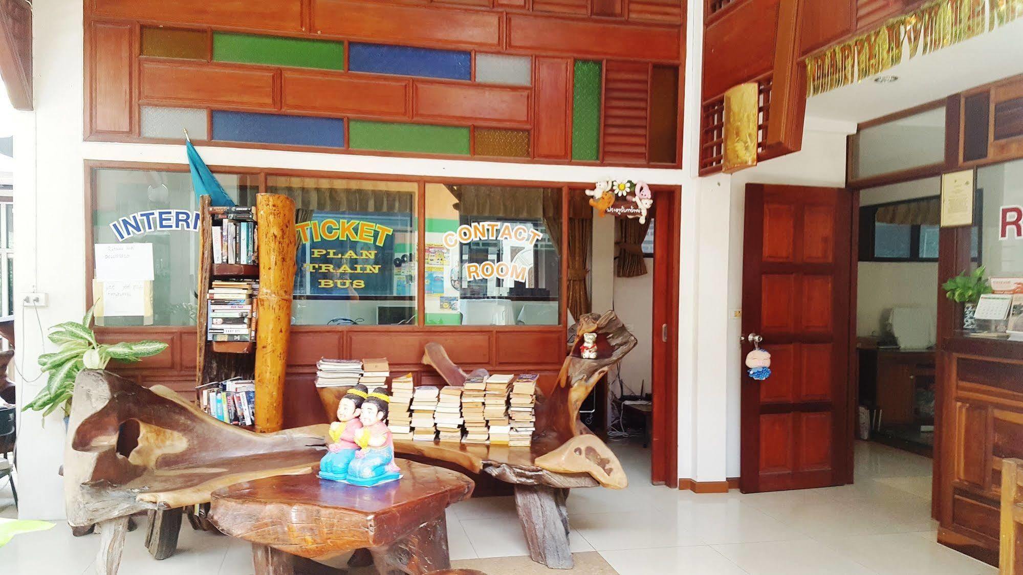 Rattana Guesthouse & Bungalow Чавенг Бийч Екстериор снимка